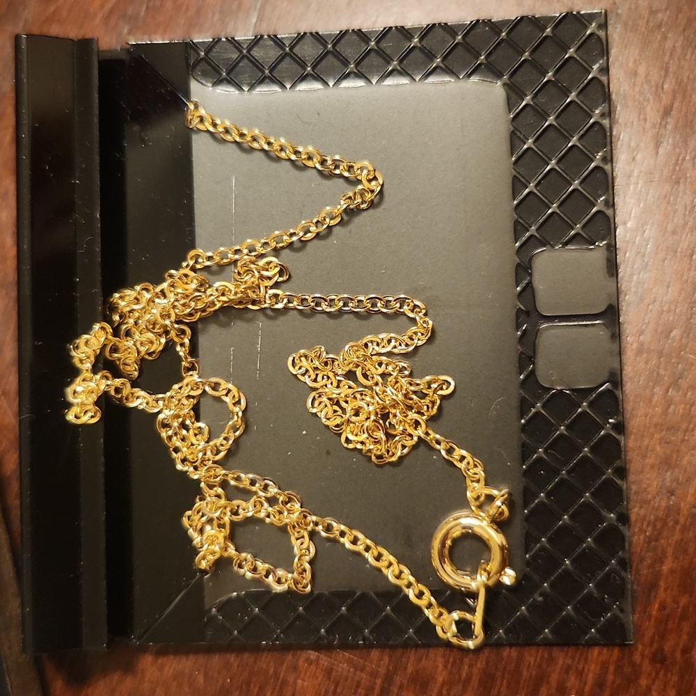 Necklace - Picture 2 of 4